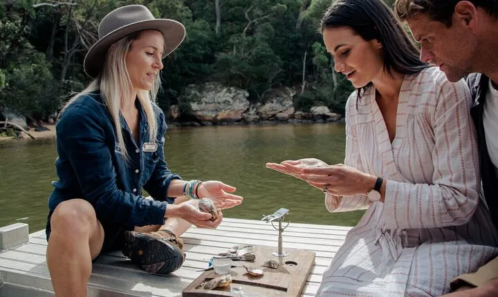 Wildlife, Rock Arts & Australian Pearls in a Day (Private Sydney Tour) 