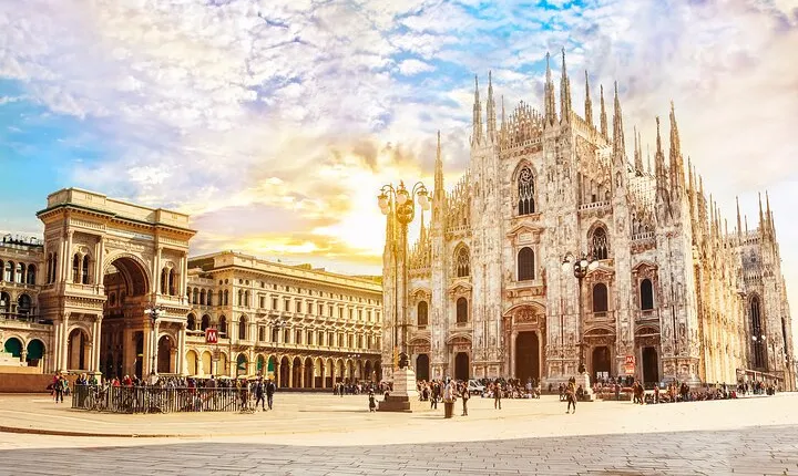 Private direct transfer from Florence to Milan with local driver