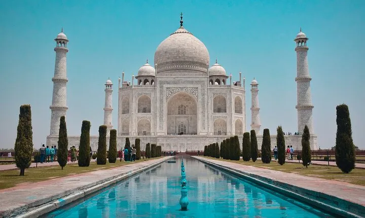 15-Days Private Transport Delhi, Rajasthan, Agra & Varanasi Tour