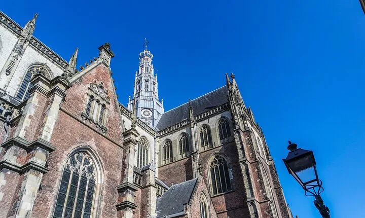 2-Hour Private History and Highlights of Haarlem Walking Tour