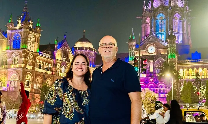 Twilight in Mumbai: Discover the City by Night with Food Options