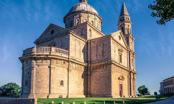 Pienza and Montepulciano Private Wine Tour
