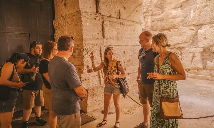 Private Extended Colosseum & Roman Forum With SUPER Sites Tour