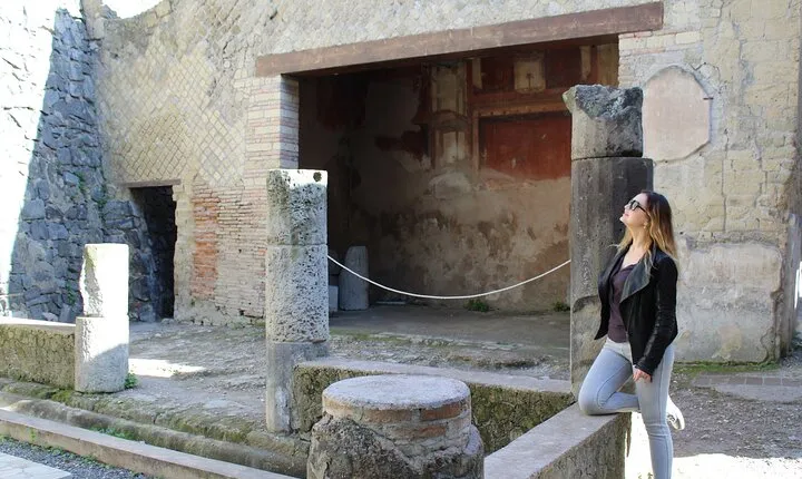 Herculaneum Private Guided Tour Led by a Local Top-rated Guide - All inclusive