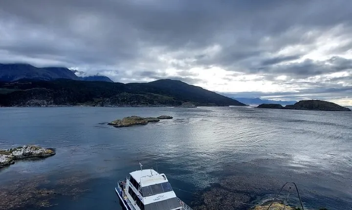 Ushuaia National Park Navigation and Visit to Redonda Island