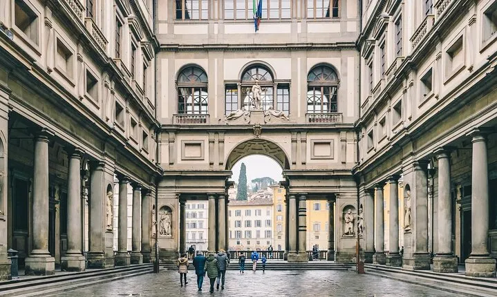 Art Lover's Dream: Dive into Renaissance with our Uffizi Tour
