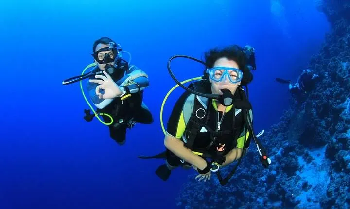 Scuba Diving in Side