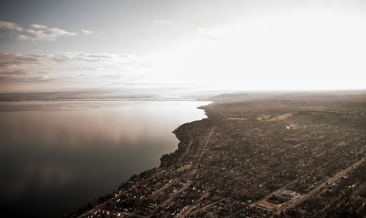30-Mile North Shore Helicopter Tour