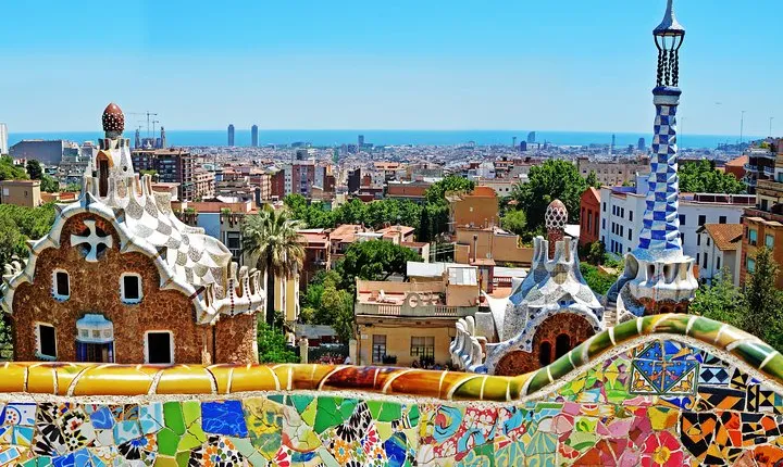 Barcelona Premium: Gothic, Montjuic, Sagrada Familia & Park Güell