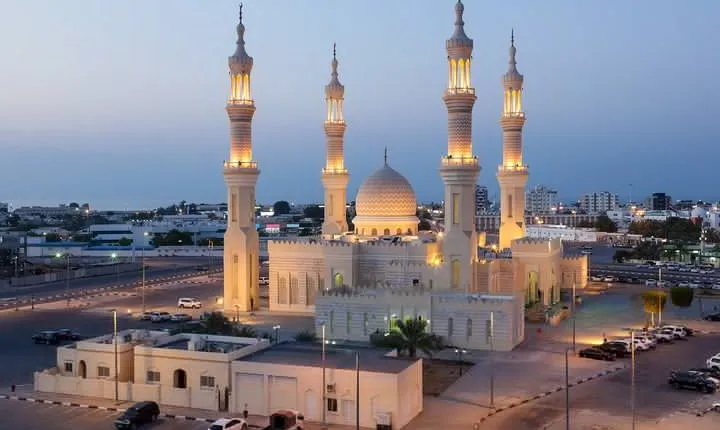 Romantic Getaway in Ras Al-Khaimah: A Walking Tour