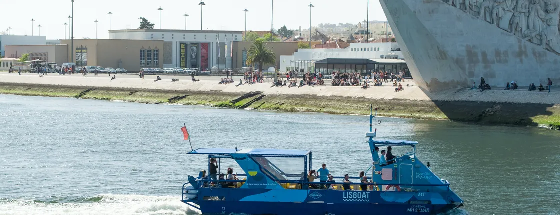 Lisbon hop-on hop-off Belém and Castle lines with boat tour