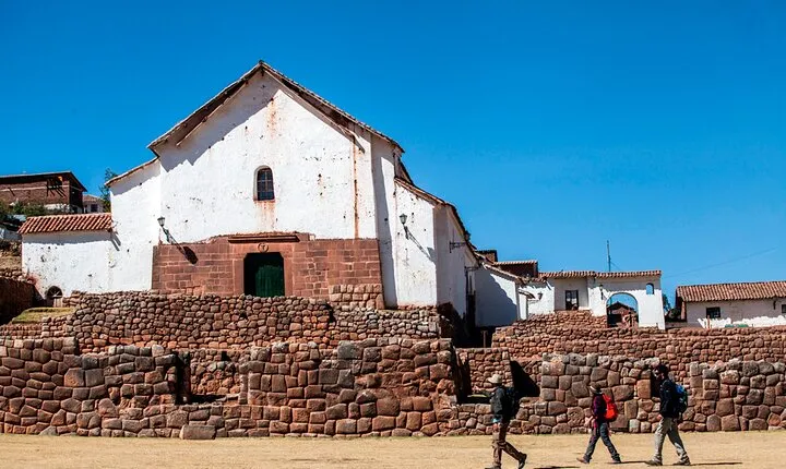 Full-Day Private Tour Sacred Valley: Ollantaytambo, Chinchero and Yucay Museum