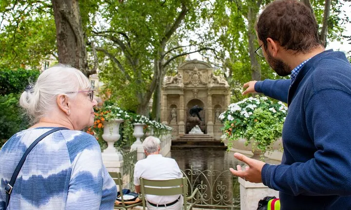 Paris Latin Quarter Walking Tour: History & Culture - Small Group