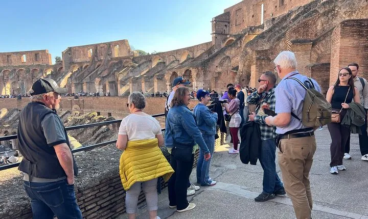 Colosseum Evening Tour with Local Guide