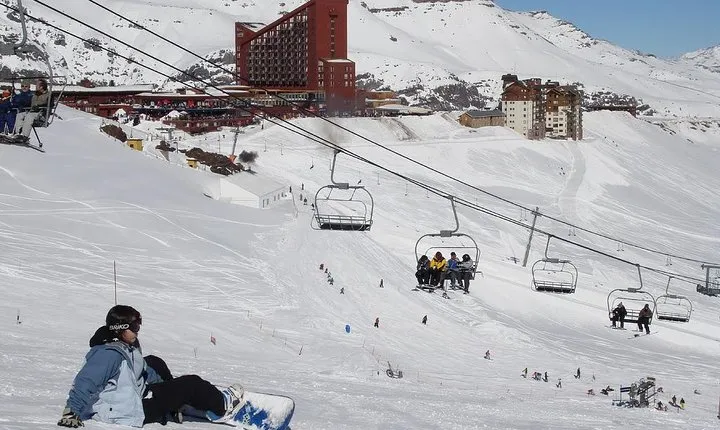Small-Group Tour to Valle Nevado and Farellones from Santiago