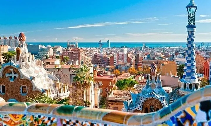 Barcelona City + Wine Celler Penedés Tour