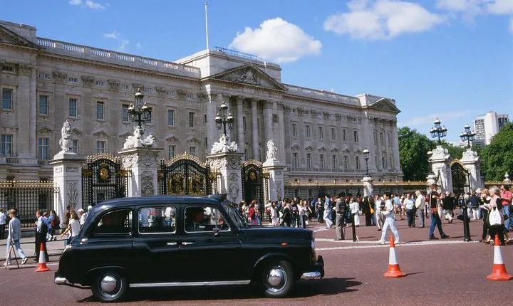 Private Tour: Black Taxi Tour of London