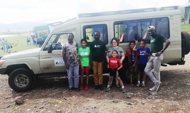 5Days Family _Group Tour Lodging Mid-Range in the Jungle
