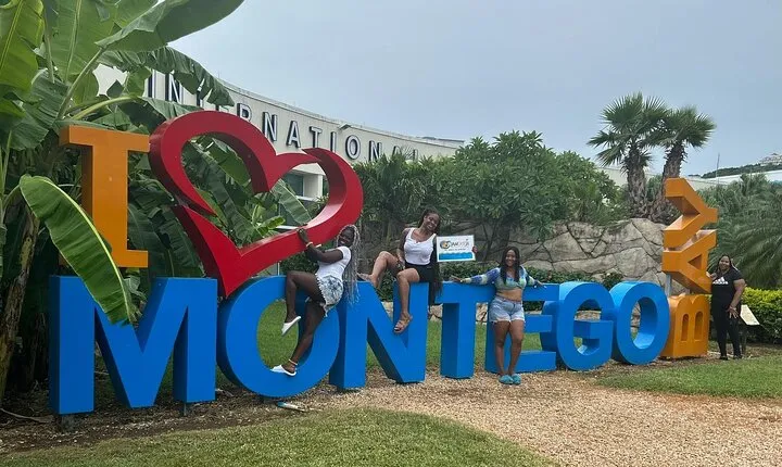 Airport Transfer from Montego Bay Riu Aquarelle and Coral Spring