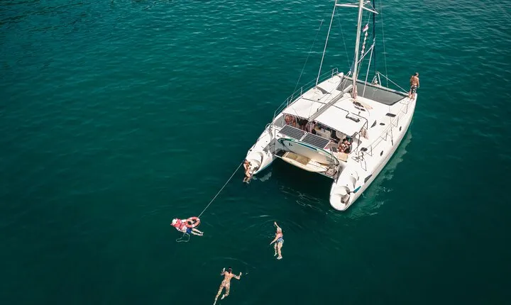 Private catamaran sailing sunset tour & snorkeling from Tamarindo