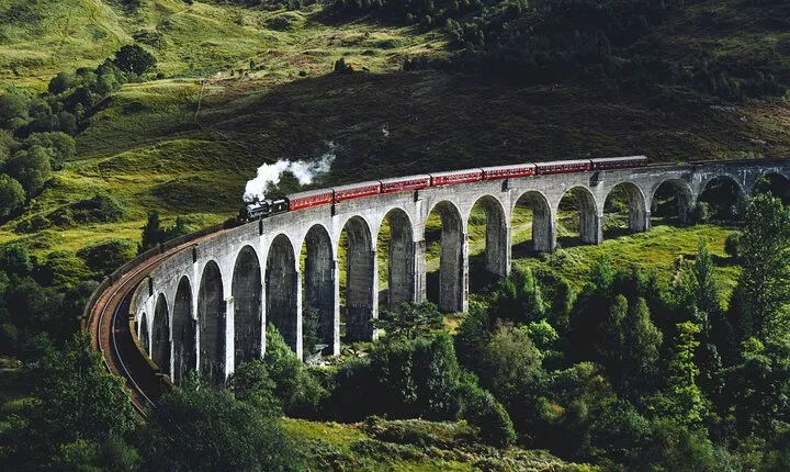 Private Tour to the Famous Glenfinnan, Glencoe & More, Inverness