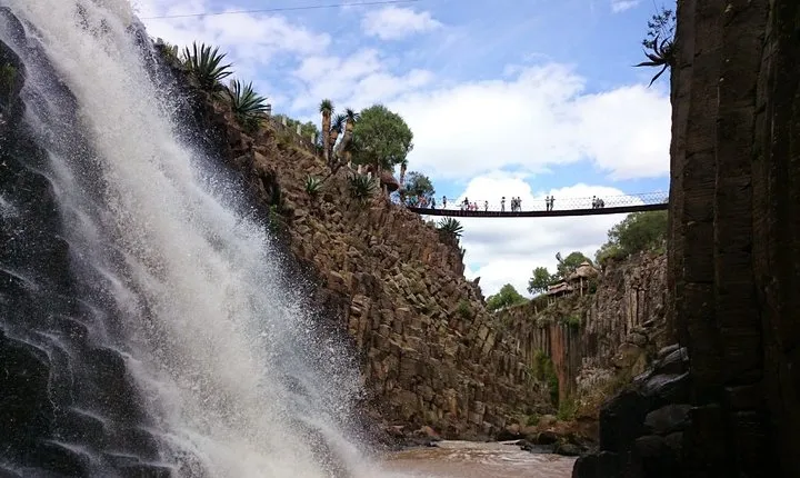 Hidalgo Mágico (Basaltic prisms, real del monte, Pachuca)