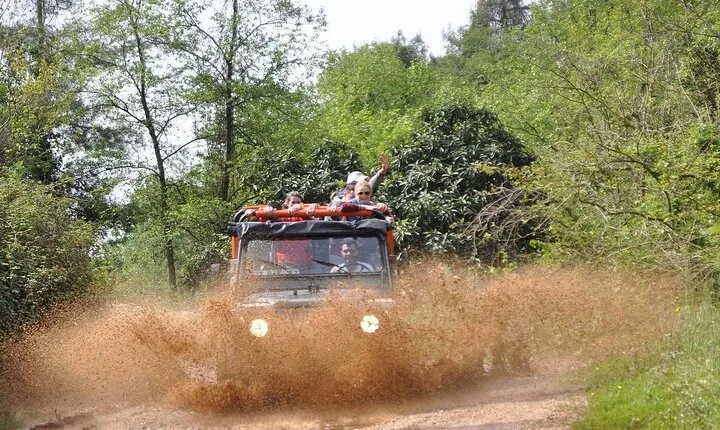 Side Jeep Safari Adventure