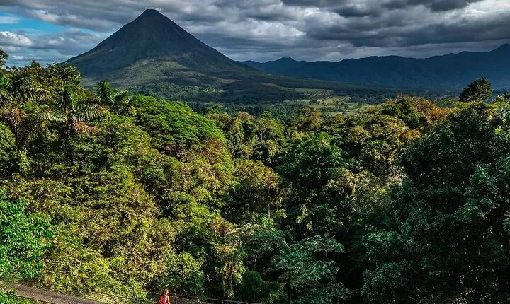 Arenal Volcano & Hanging Bridges Park at Mistico Park