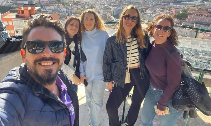 Lisbon 7 Hills Private TukTuk Tour: Best Views & Iconic Landmarks