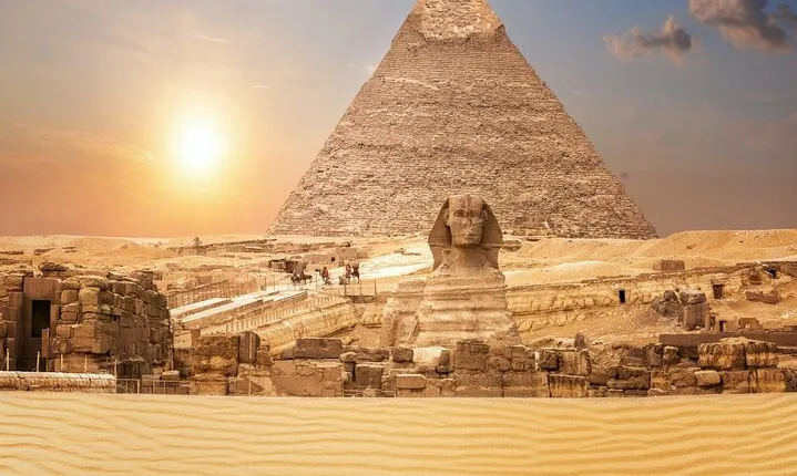 Half-Day Tour Giza Pyramids, Sphinx, Camel Ride in Cairo