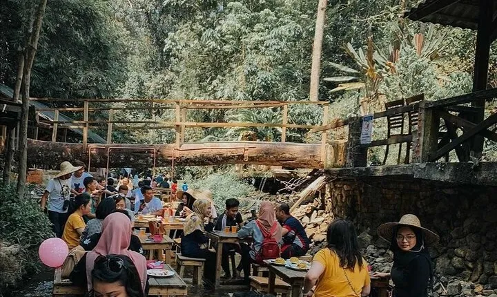 Experience the Original Taste of Malay Mouth Watering Dishes