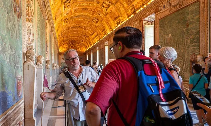 VIP Vatican Small Group Tour: Experience Art and History