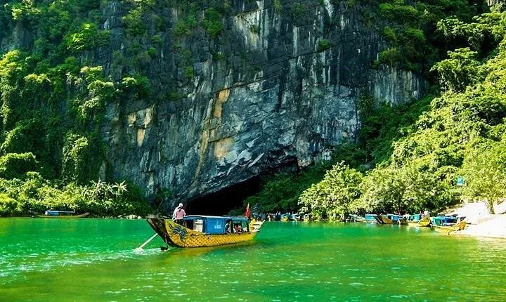Hue to Phong Nha Discovery Tour: Unique Experience on Odd Days