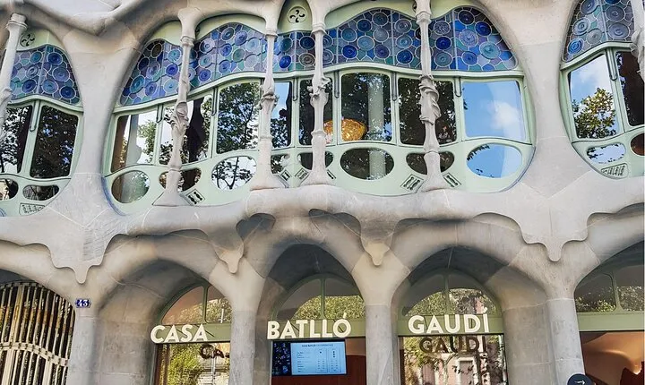 Reserved Entrance to Casa Batlló with Audio Guide in Barcelona