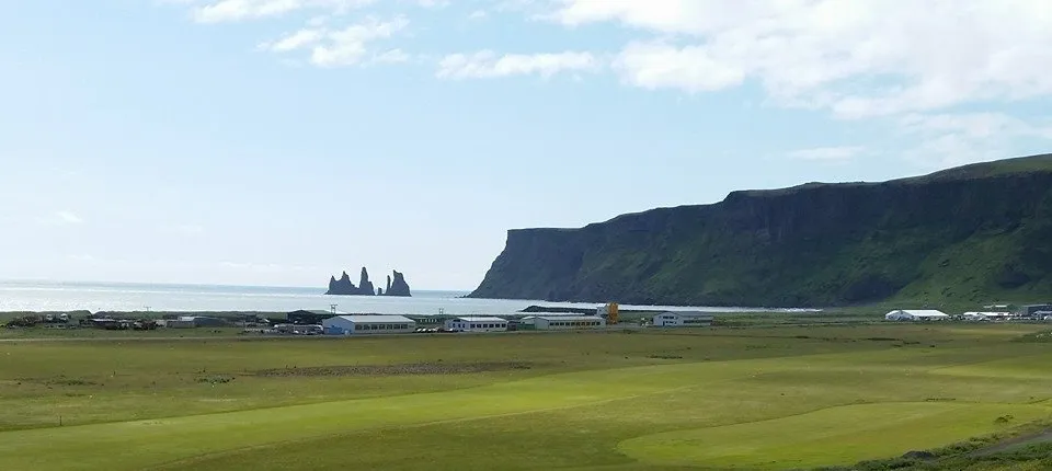 South coast with 9 holes of Golf