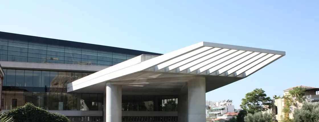 Smartphone audio tour for the Acropolis Museum