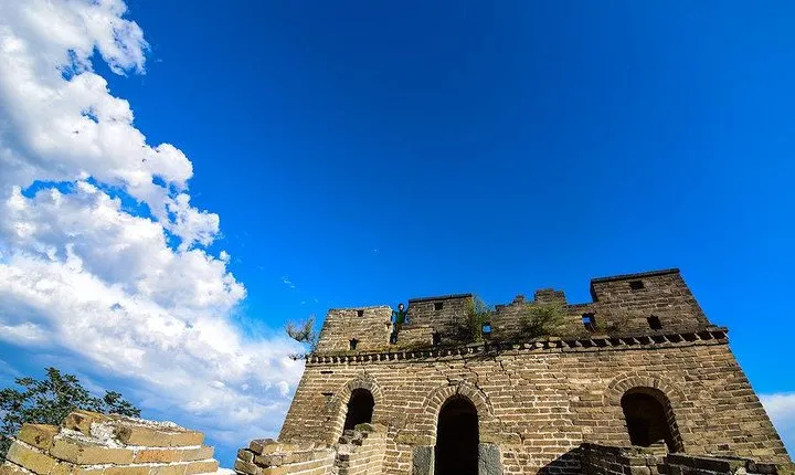 Beijing join a bus Mutianyu Great wall Hiking tour 