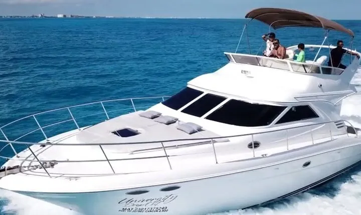 Rent a Private 46ft Yacht in Cancun