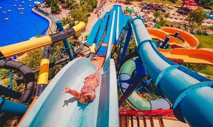 Aqualand: Full Day In One Of The Biggest Waterparks In Europe