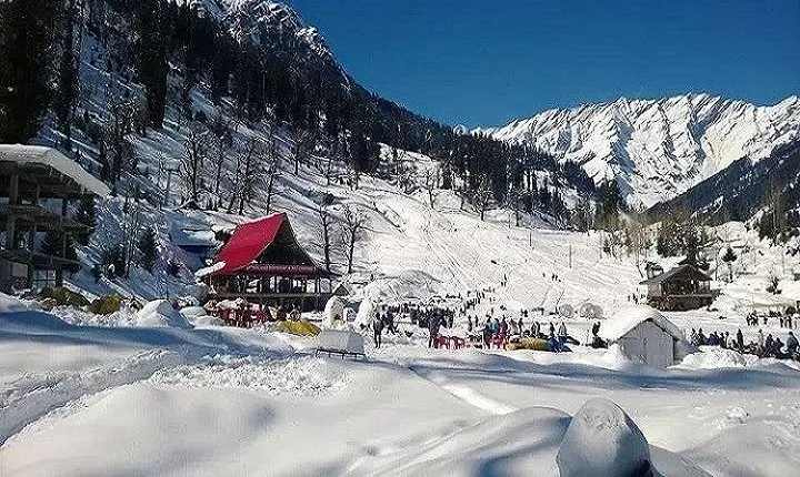 5-Days Kullu Manali Manikaran Volvo Tour Package from Delhi