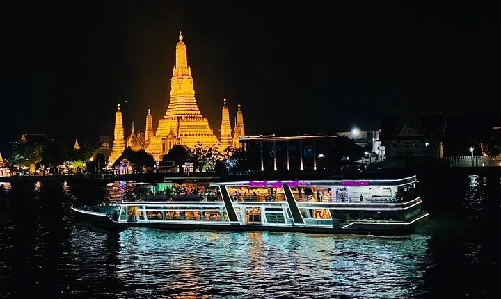 River Star Princess Dinner Cruise: Bangkok Chao Phraya River