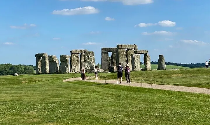 Private Windsor Castle and Stonehenge Day Tour