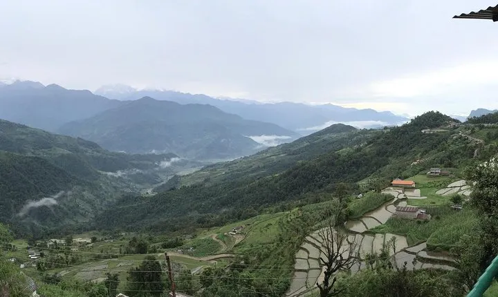 Pokhara: Dhampus Easy Trek for Families with YoungKids 2 Day Tour