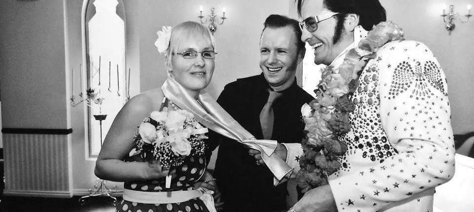 Las Vegas 'Can't Help Falling in Love' Elvis wedding package