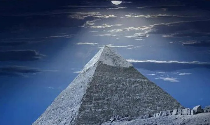 Giza Pyramids and Amir Taz Palace Private Tour