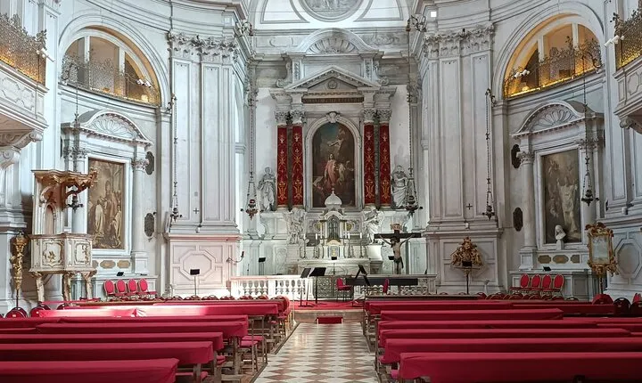 Classical Concert around Vivaldi Church in Venice