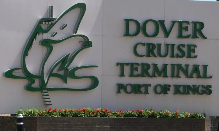 Oneway or Round Trip Private Transfer Heathrow or London to Dover