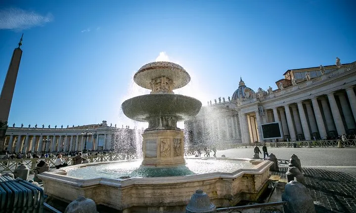 Skip-the-line Tour of the Vatican Sistine Chapel St Peter Basilica & Popes Tombs
