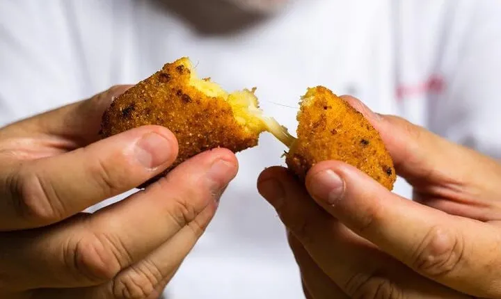 Streets Eats in Trastevere: The Secret Rome Private Food Tour