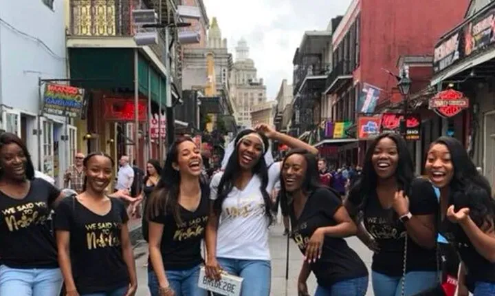New Orleans Bar Crawl